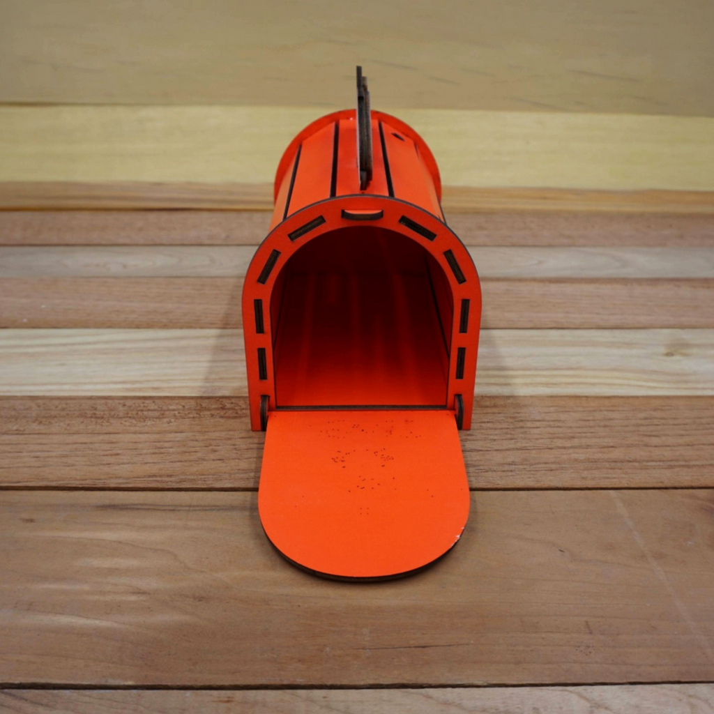 Snoopy Mini House Mailbox